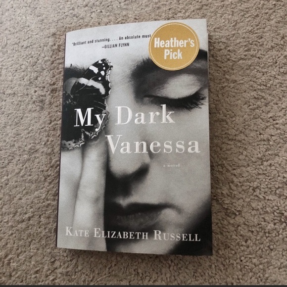 My dark Vanessa - Picture 1 of 2